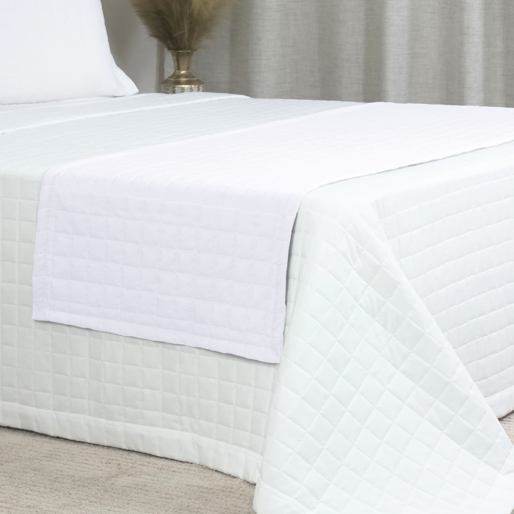 Peseira de Cama Emunah 1 Peça 100% Poliéster Micropercal 300 Fios Matelada